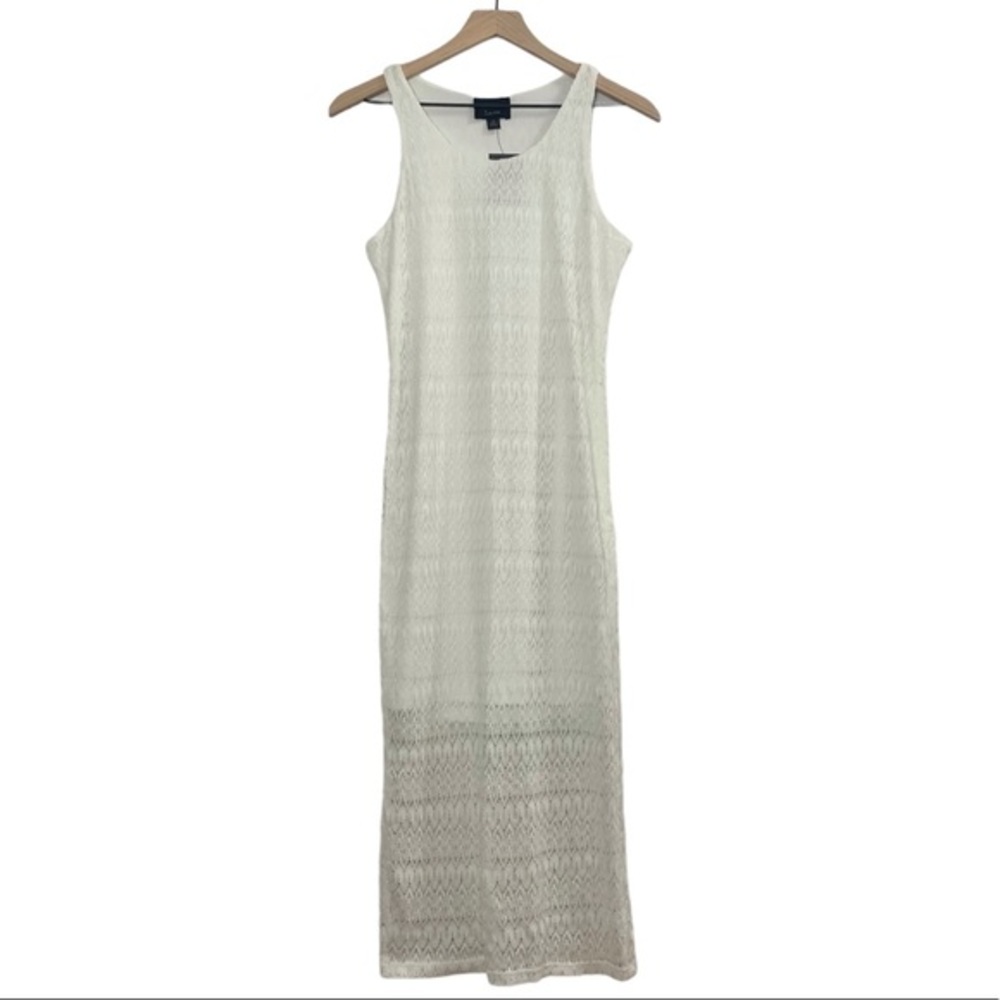 Lumiere White Sleeveless Floor Length Lace Dress